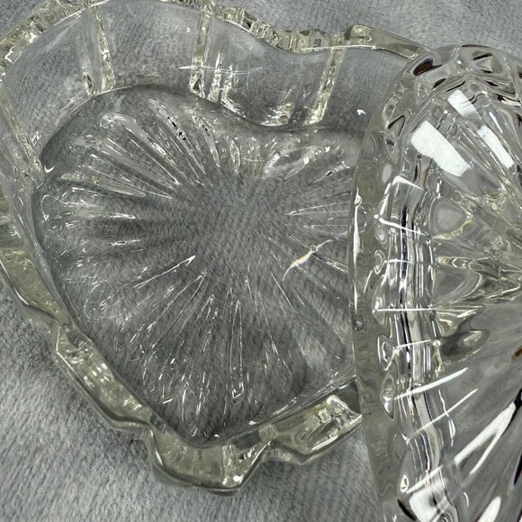 Heart-Shaped Crystal Zajecar 24% Lead Glass Trinket Box Made In Yugoslavia - Picture 13 of 16
